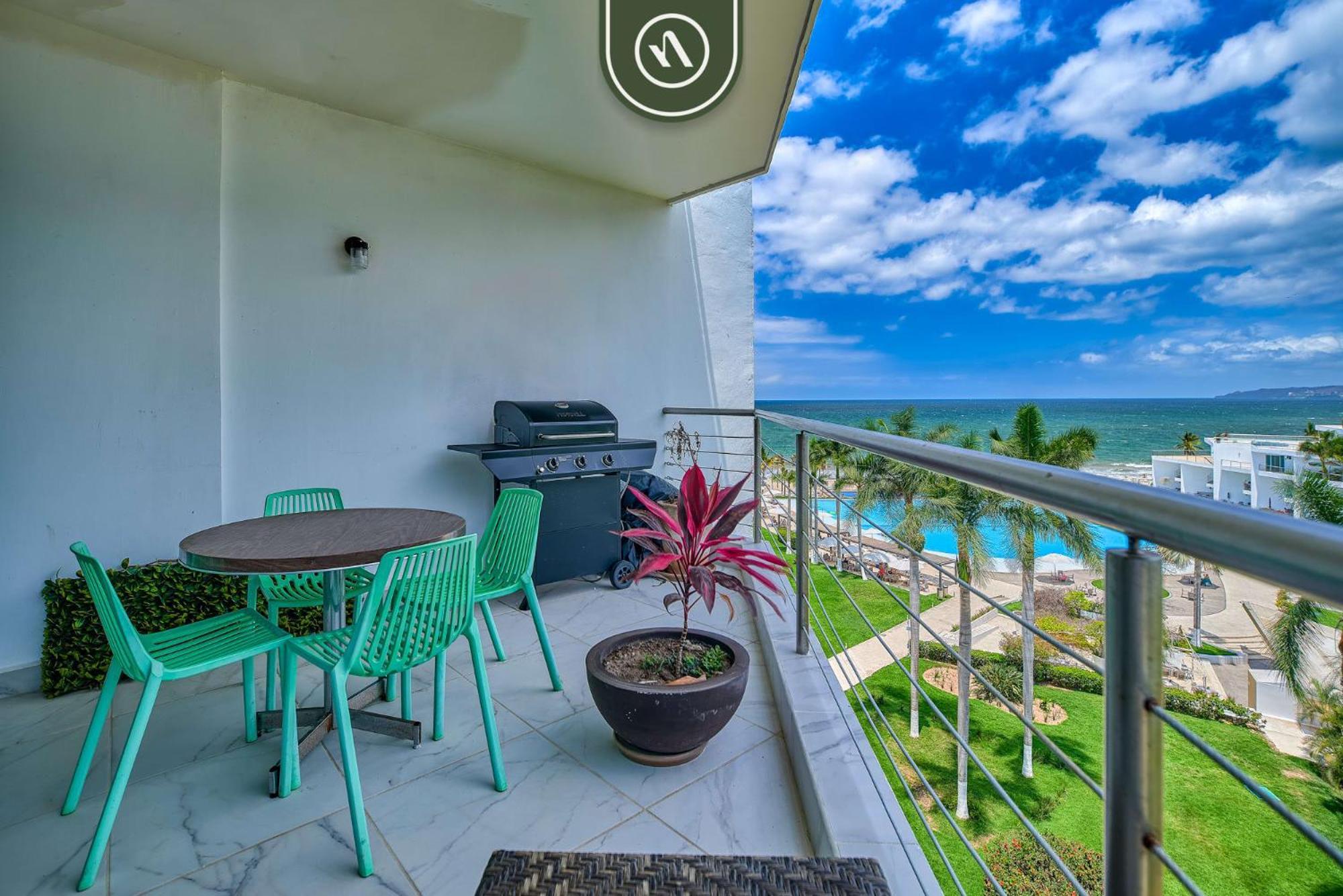 Oceanview 2 Bedroom Condo - Beachclub - Pool - Ocean Bucerías Buitenkant foto